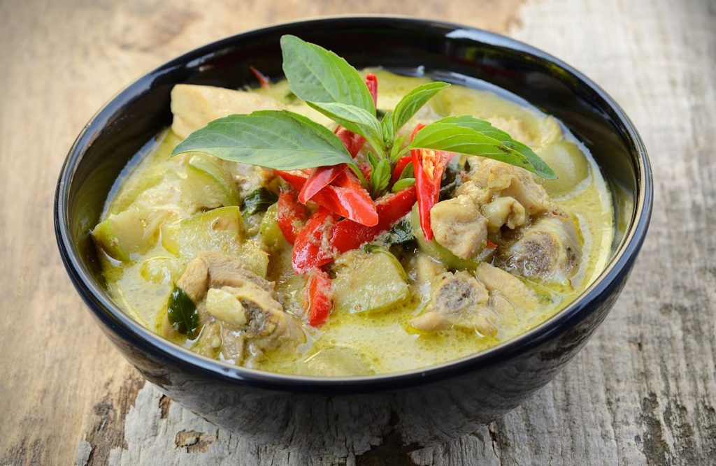 Green Checken Curry with lot of mint